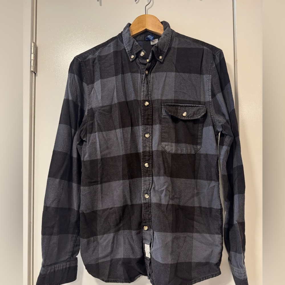 Men's Black and Gray Plaid Shirt